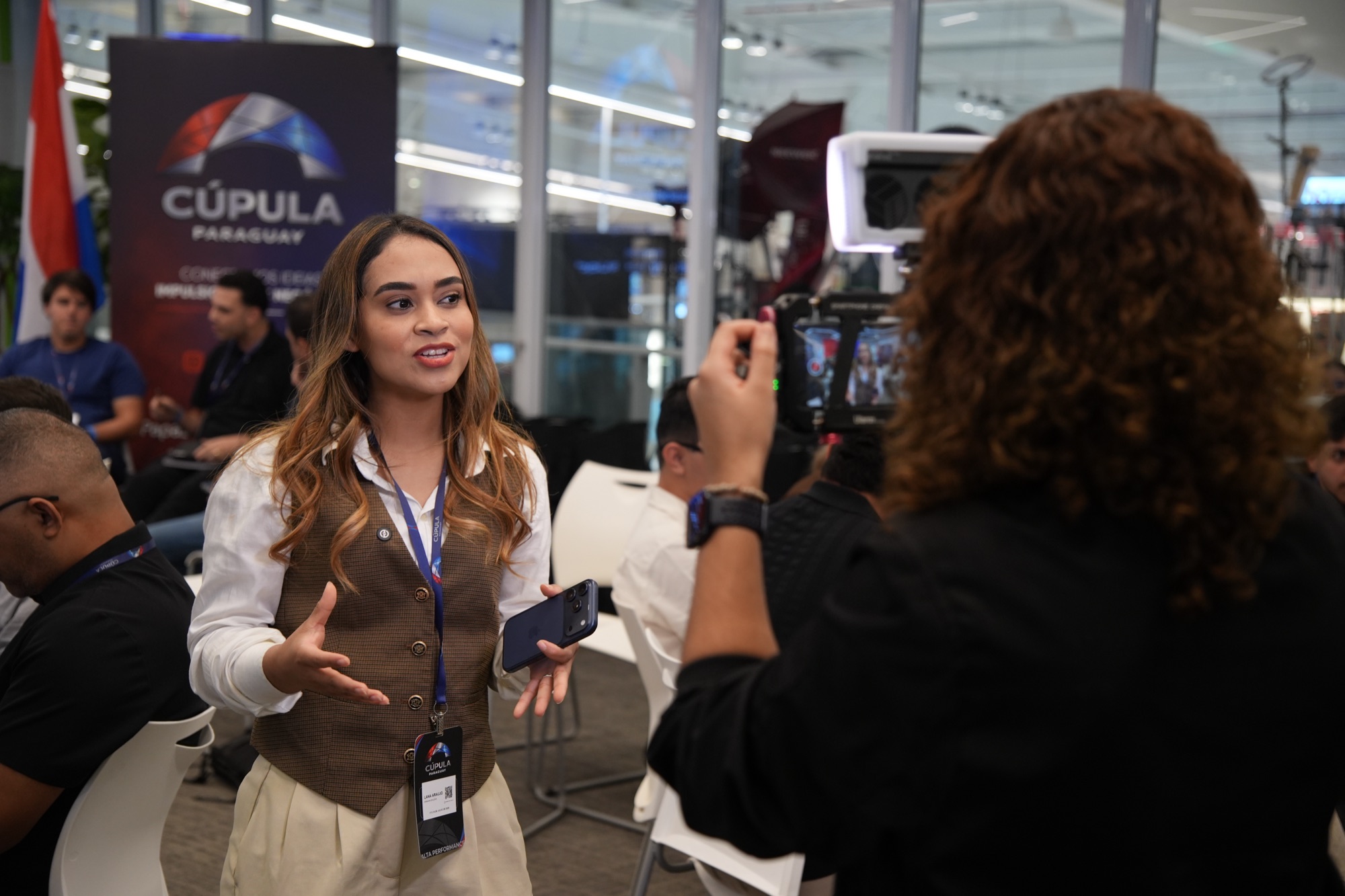 Lana Araujo na cobertura da Imersão Cúpula Paraguai